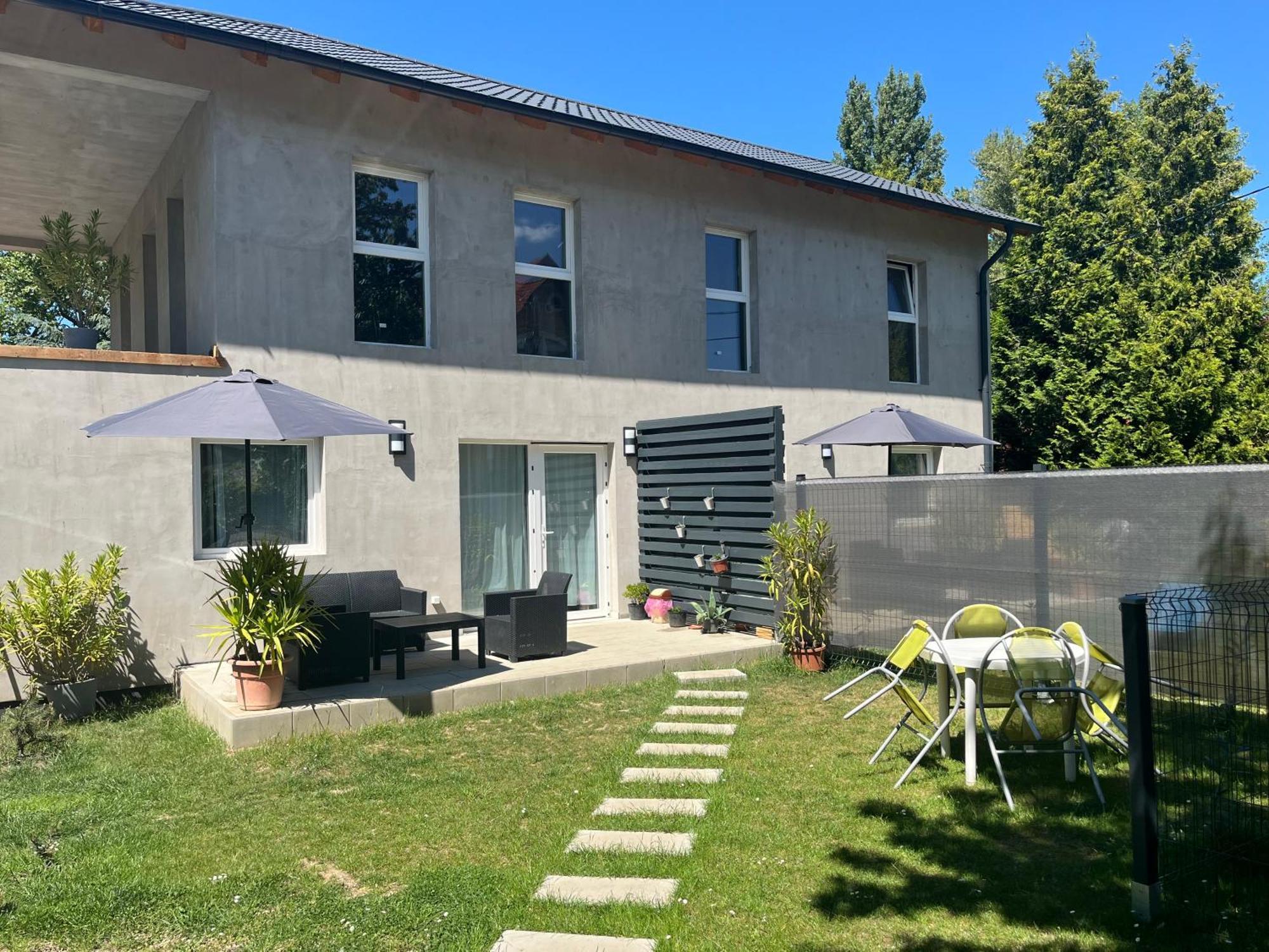 Marton Apartman Balatonszemes Exterior photo